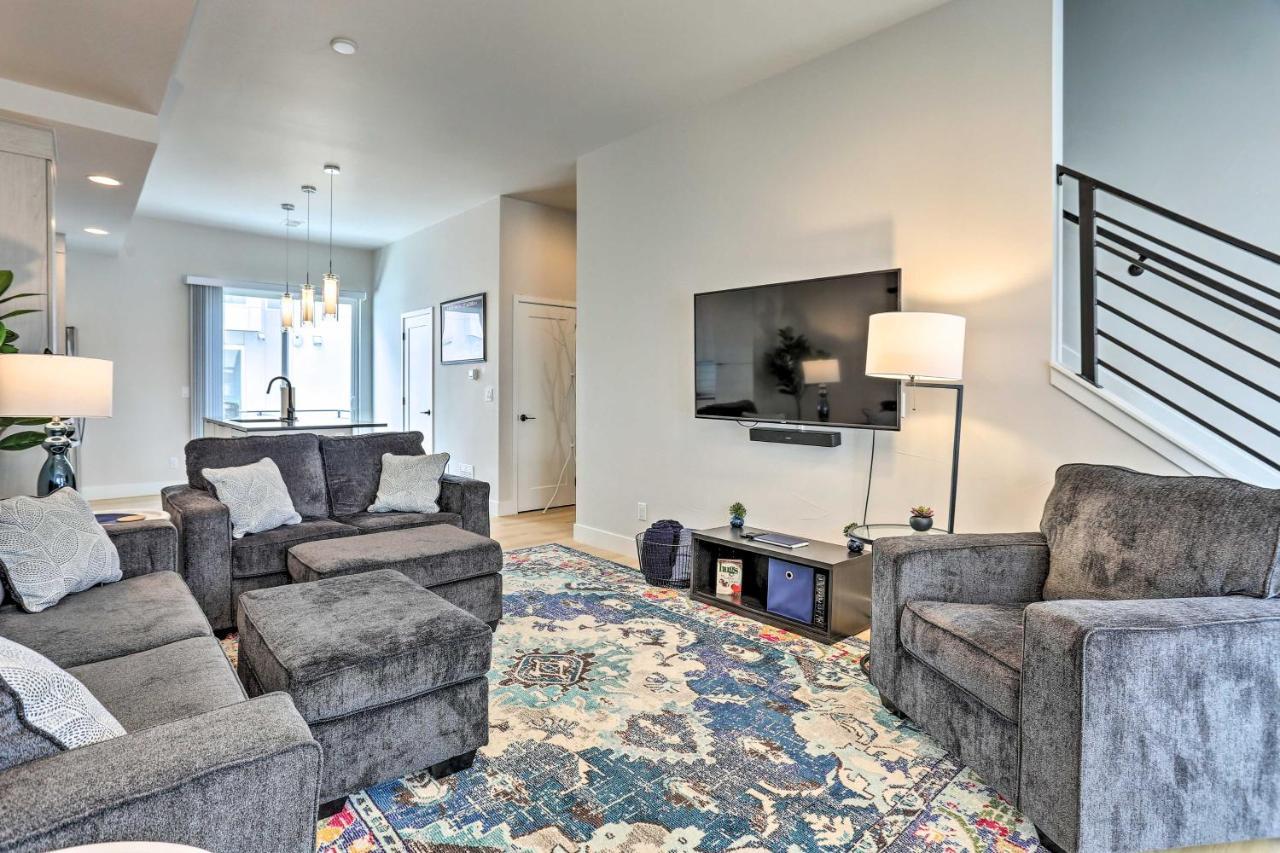 Trendy Denver Townhome - Walk To Mile High Stadium Esterno foto