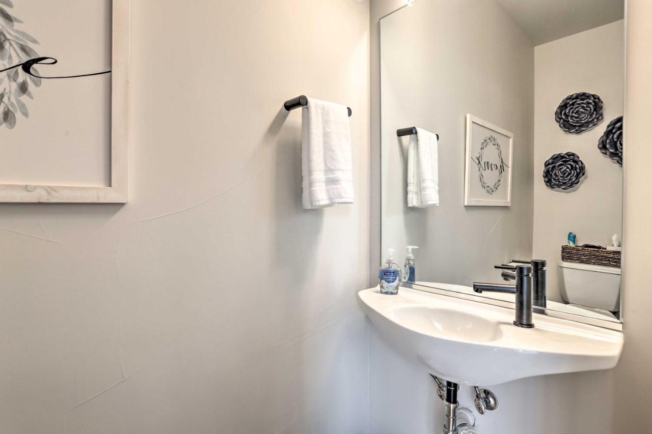 Trendy Denver Townhome - Walk To Mile High Stadium Esterno foto